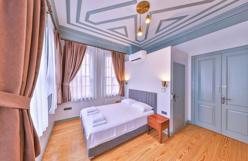 Rasimpasa Hotel | Va Mansion