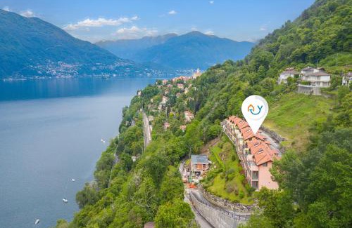Tronzano Lago Maggiore Apartment | Scenic Va Pensiero sul Lago - Family-Friendly Retreat