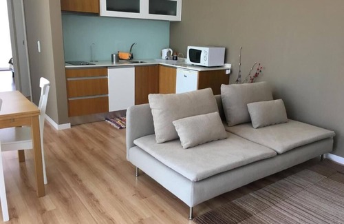 Resende House | Relaxing Vald'arêgos Douro Bungalow with Pool & Ocean View
