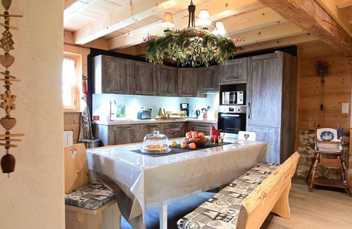 Draillant Ski Chalet | Book Your Perfect Getaway at Chalet La Montagn’Air
