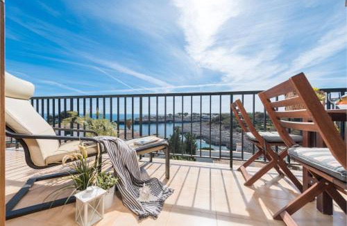 Portocolom Apartment | Discover Relaxation by the Sea in Mallorca's Harmonía Hotel