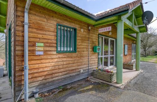 Saint-Jacques-d'Ambur Apartment | Family-Friendly Getaway at Vacancéole - Les Chalets de la Chazotte