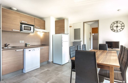 Gresse-en-Vercors House | Relax at Vacancéole - Les Gentianes with Spa and Kitchen
