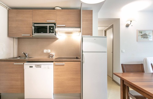 Gresse-en-Vercors House | Relax at Vacancéole - Les Gentianes with Spa and Kitchen