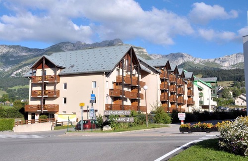 Villard-de-Lans House | Pet-Friendly Comfort at Vacancéole - Résidence La Croix Margot
