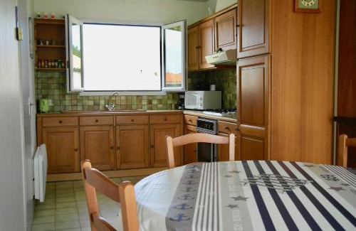 Brem Sur Mer House | Rejuvenating Family Getaways at Brem-sur-Mer, 5-Star Stay
