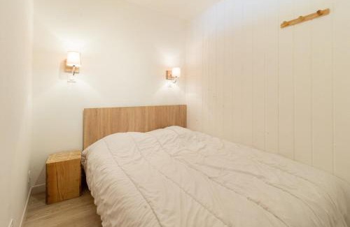 Genos Apartment | Cozy Apartment for 6, Just Steps from Ski Slopes