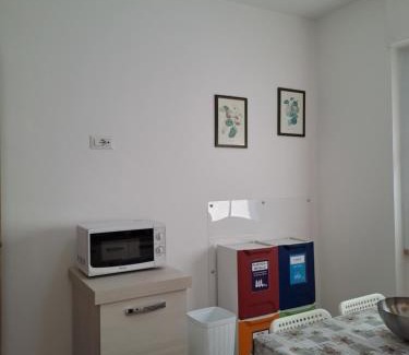 Cassia House | Comfortable VACANZA a CASA: Breakfast & Family-Friendly Fun