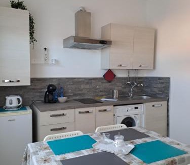 Cassia House | Comfortable VACANZA a CASA: Breakfast & Family-Friendly Fun