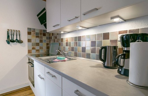 Katharinenhof Apartment | Cozy Apartment for 2 in Fehmarn with Pet-Friendly Amenities