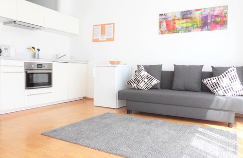Endingen am Kaiserstuhl Apartment | Cozy F3 Vacation Apartment with Terrace for 3 Guests