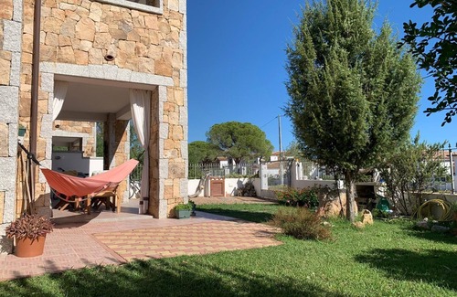 Posada House | Beachside Getaway with Garden & Spa, Guest Rated 8.8/10