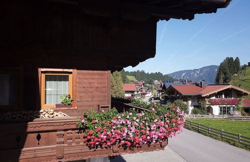 Wildschoenau Apartment | Comfortable Apartment for 5 Guests in Auffach Wildschönau