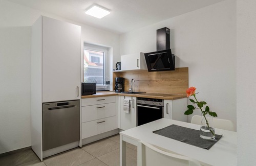 Uhldingen-Muehlhofen Apartment | Oceanfront Apartment 'Köse' with Private Terrace & Wi-Fi