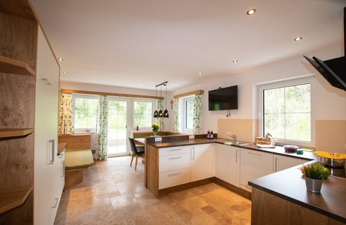Wildschoenau Apartment | Spacious Oberau Wildschönau Apartment for 5 Guests
