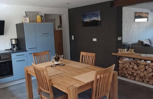 Erlenbach bei Dahn Apartment | Accessible Ferienwohnung in der Grünheck - 10/10 Guest Rated