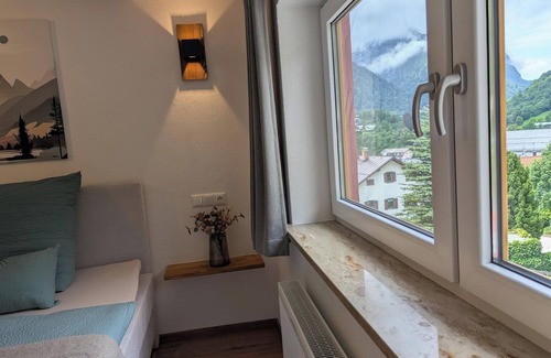 Marktschellenberg Apartment | Vacation apartment Göllblick, 47sqm for 4 persons, 1 separate bedroom with balcony
