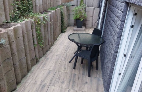 Waggershausen Apartment | Central Vacation Apartment with Spa and Hot Tub Amenities