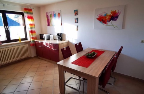Traunreut Apartment | Family-Friendly Vacation Apartment for Up to 5 Guests