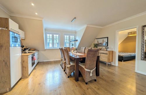 Hohen Viecheln Apartment | Vacation apartment/apartment for 7 guests with 120m² in Hohen Viecheln (248214)