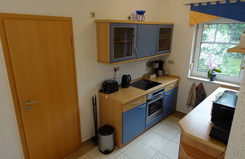 Kaltensundheim Apartment | Scenic Apartment Graswald with Breathtaking Rhön Views