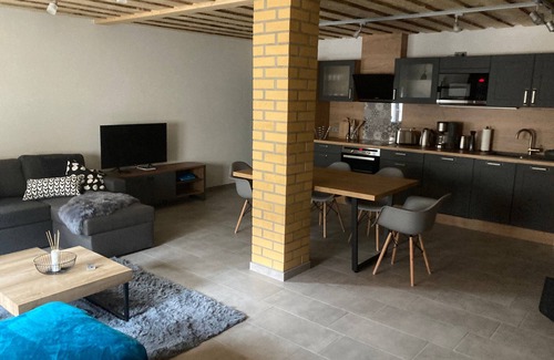 Naumburg Apartment | Guest Rated 10/10: Family-Friendly Apartment for 4 in Naumburg