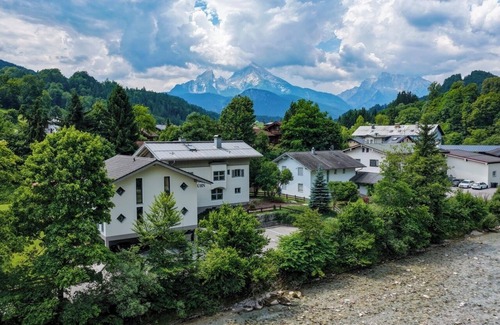 Berchtesgaden Apartment | Cozy Obersalzberg Retreat with Pool & Spa for Couples