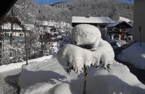 Oberau Apartment | Ideal Vacation Apartment Kehlstein with Balcony for 4 Guests