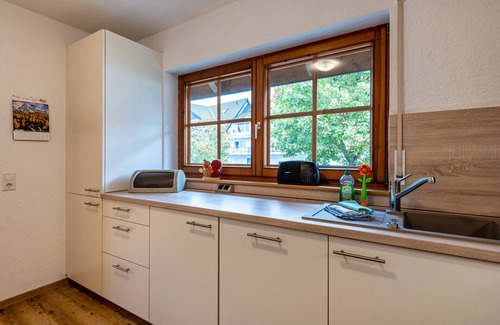 Hoechenschwand Apartment | Cozy Apartment No. 1 Squirrel with Free Breakfast & Kitchen