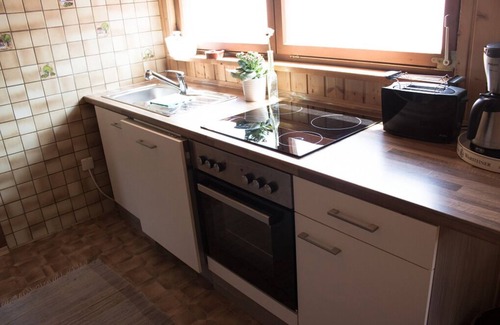 Leutershausen Apartment | Pet-Friendly Apartment for 6 in Leutershausen - 10/10 Rating