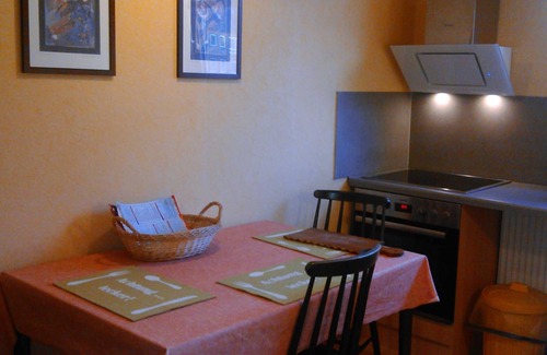 Altengroden Apartment | Family-Friendly Vacation Apartment in Altengroden South
