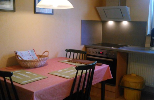 Altengroden Apartment | Family-Friendly Vacation Apartment in Altengroden South