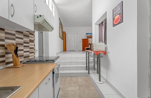 Guia de Isora Apartment | Cozy Oceanfront Apartment with Private Terrace in Tenerife
