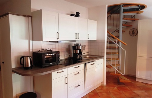 Neuensien Apartment | Family-Friendly Vacation Apartment at Haus am See - Schilfperle