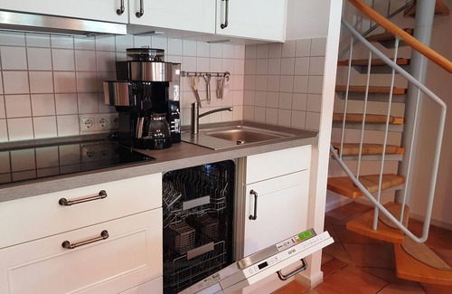 Neuensien Apartment | Family-Friendly Vacation Apartment at Haus am See - Schilfperle