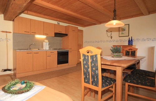 Siegsdorf Apartment | Cozy 2-Bedroom Apartment with Balcony & Spa Amenities