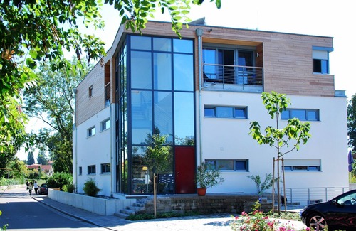 Kressbronn Apartment | Exclusive Holiday Apartment Am Landessteg by the Lake