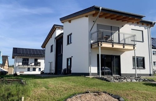 Lierschied Apartment | Ideal Vacation Apartment for 4 in Lierschied with Great Amenities