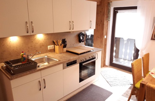 Neuschoenau Apartment | Spacious Apartment for 6 Guests in Neuschönau