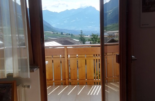 Parcines Apartment | Cozy Apartment for 2 in Parcines with Top Guest Rating