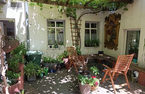 Freyburg Apartment | Discover Alt Freyburg: Family-Friendly Retreat in Wine Town