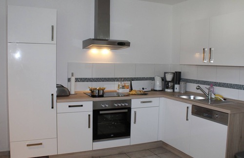 Wamel Apartment | Guest Rated 10/10: Lake View Apartment Am Fischteich