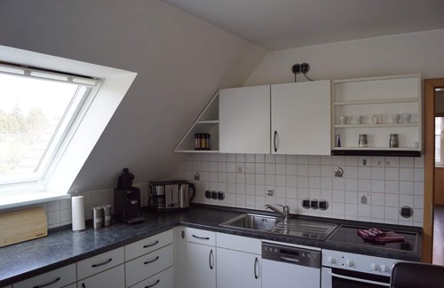 Lotte Apartment | Stylish Apartment for 3 with Ocean View in Osnabrück