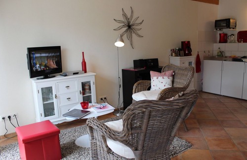 Riepsdorf Apartment | Cozy Apartment for 3 with Pool and Ocean View in Riepsdorf