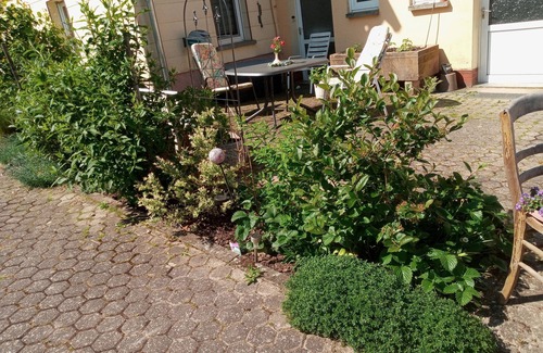 Fronhofen Apartment | Spacious Kleinich Apartment for 5 with Family-Friendly Amenities