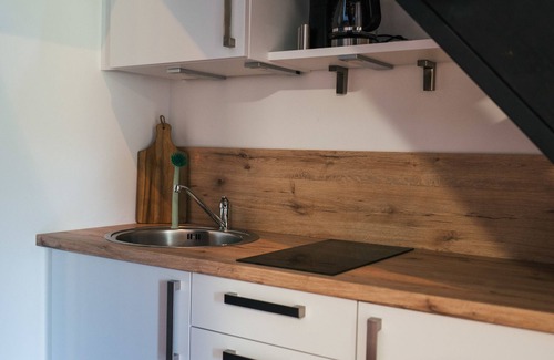 Spittelstein Apartment | Guest Rated 10/10: Cozy Apartment for 6 in Rödental