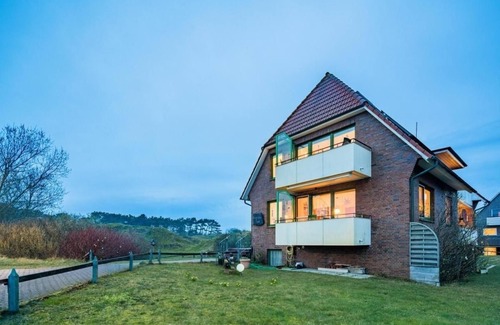 Baltrum Apartment | Cozy Oceanfront Apartment for 3 Guests in Baltrum