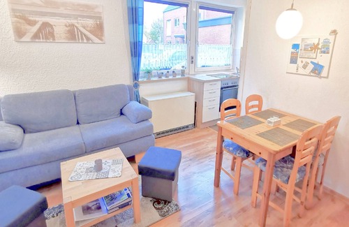 Nordseebad Burhave Apartment | Cozy Oceanfront Apartment for 3 Guests in Burhave