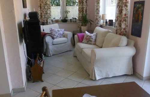 Detmold Apartment | Stylish Detmold Apartment for 2 with Ocean View Amenities