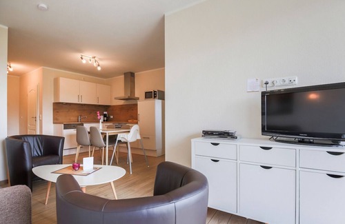 Sahrensdorf Apartment | Oceanfront Apartment for 5 in Beautiful Fehmarn